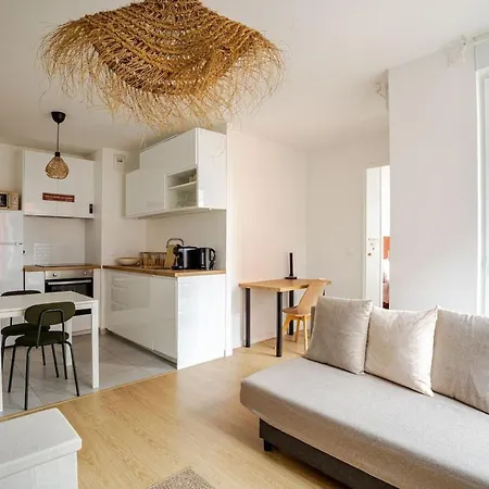 2 Near Paris * Bagneux (Hauts-de-Seine)